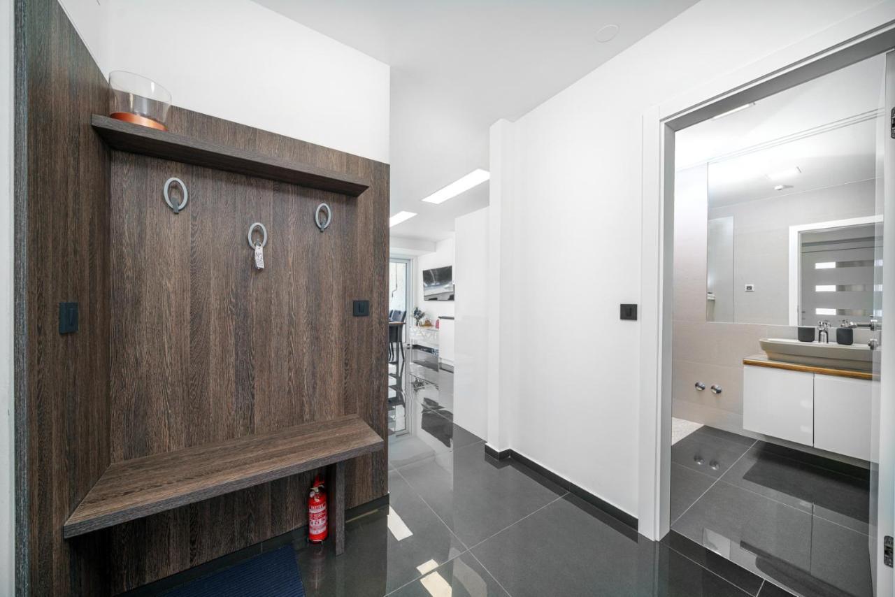 Alexandra Apartments Tribunj  Ngoại thất bức ảnh